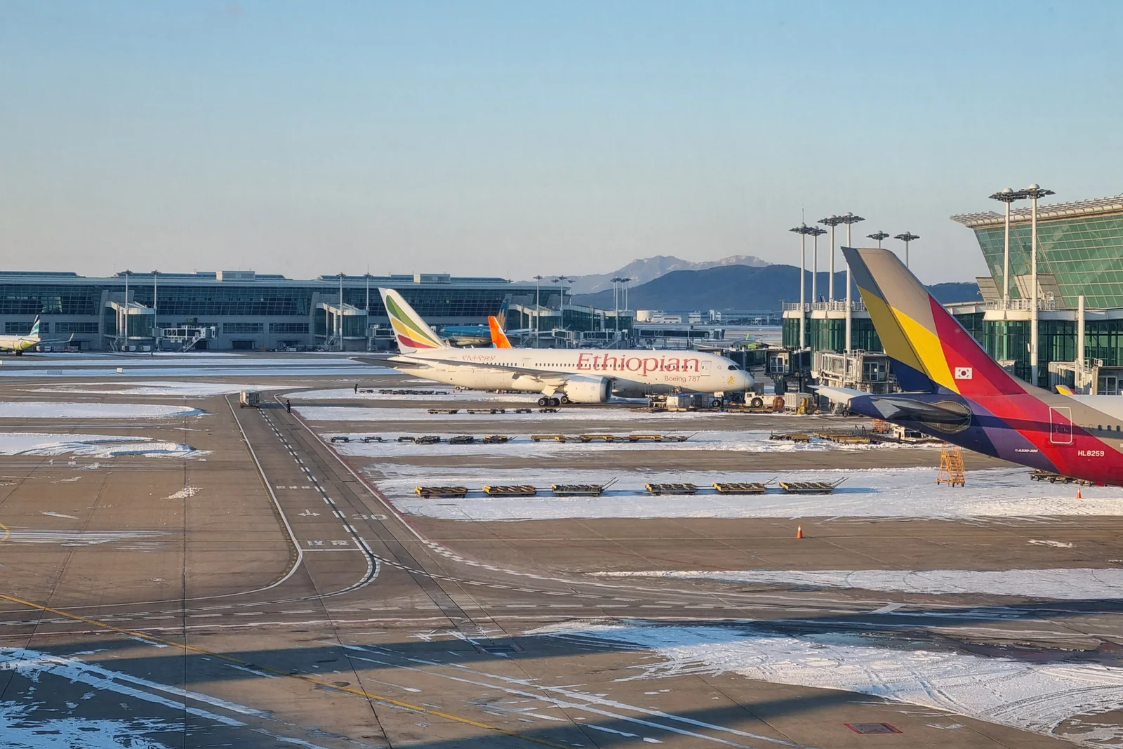 Editorial travel view for Gimpo Airport Station Transfer Guide