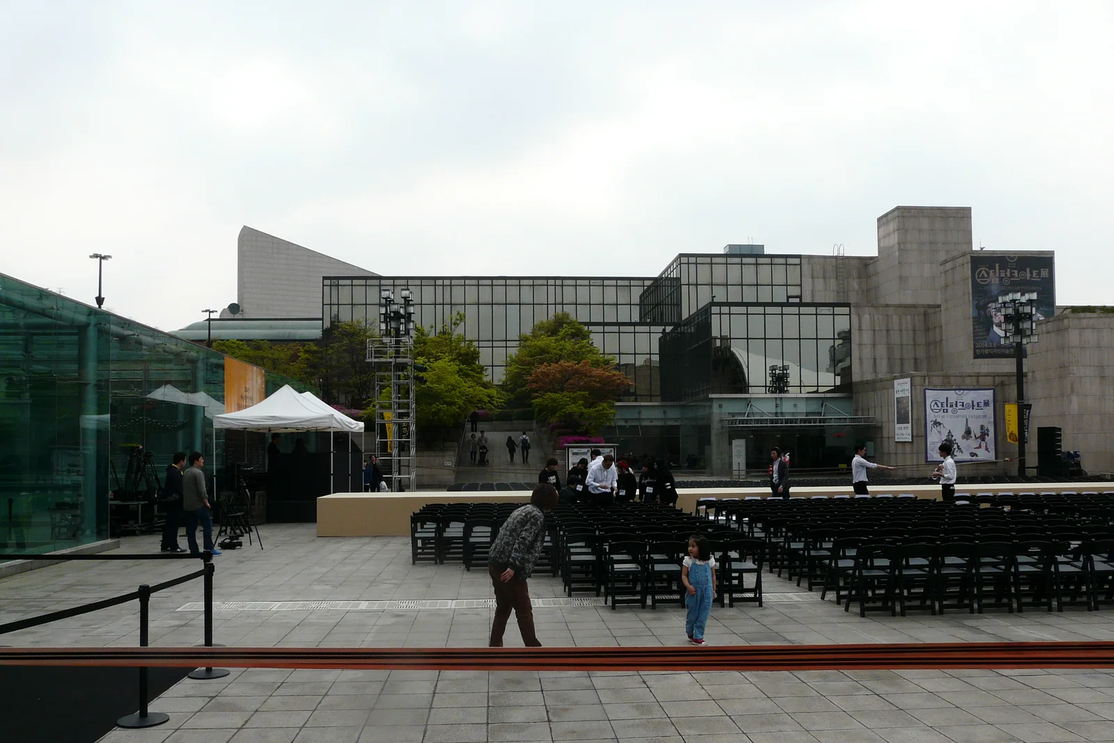 Editorial travel view for Korea Concert Ticket Pickup and ID Checklist for Visitors